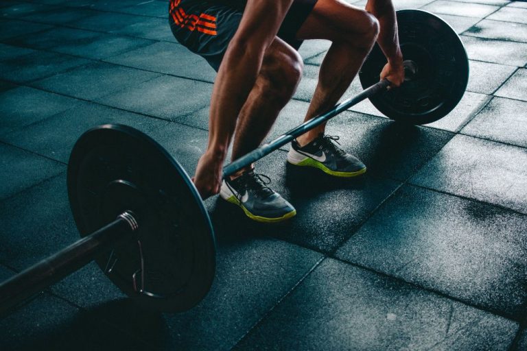 Gimnasio peso muerto